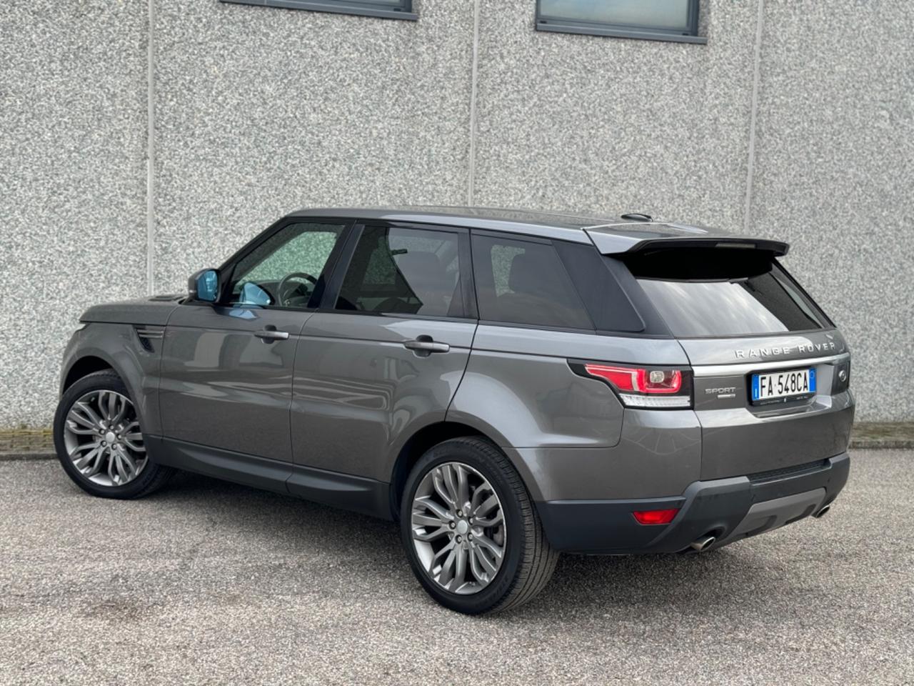 Land Rover Range Rover Sport 3.0 TDV6 SE