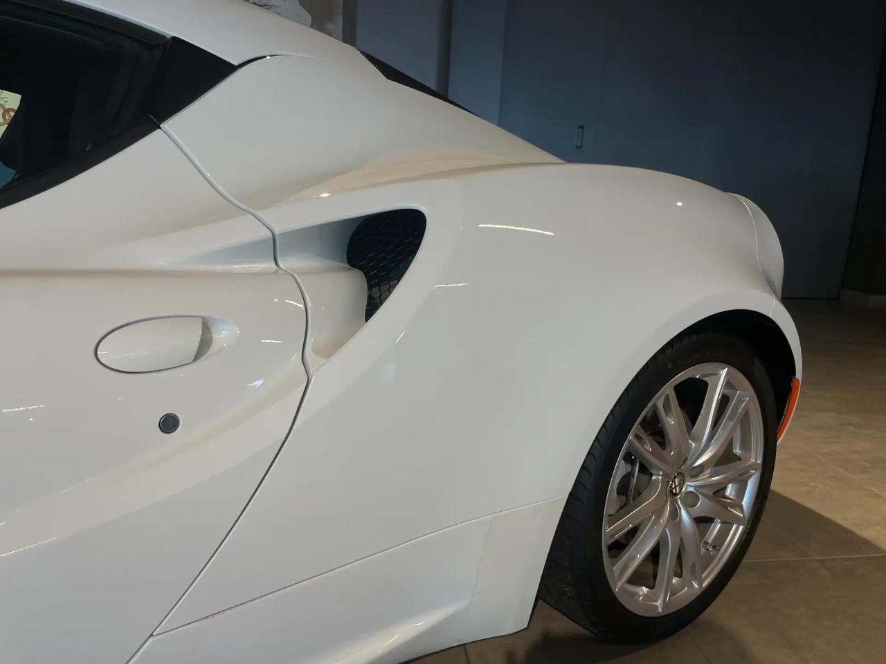 Alfa Romeo 4C 1750 TBi