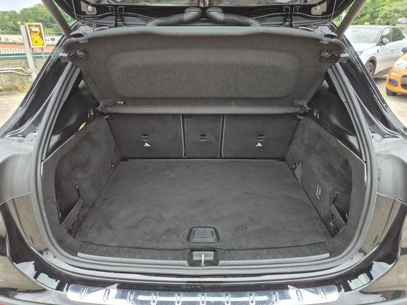 Mercedes-Benz GLA 180 Progressive Advanced Plus auto