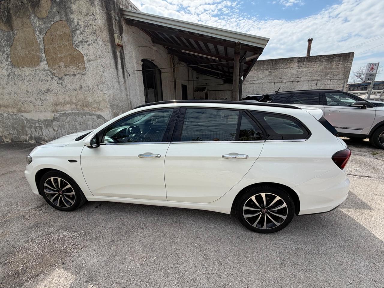 Fiat Tipo 1.4 T-Jet 120CV GPL SW Lounge
