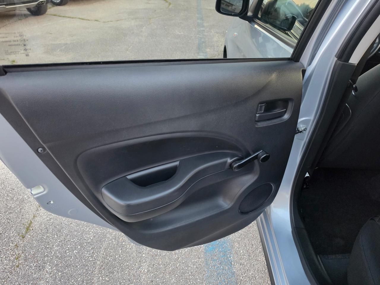 Mitsubishi Space Star 1.2 Intense SDA