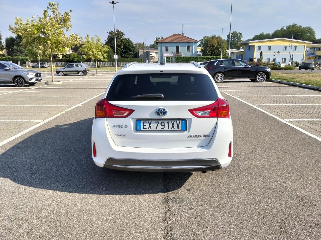 Toyota Auris Touring Sports 1.8 Hybrid Automatic*Navi*Camera