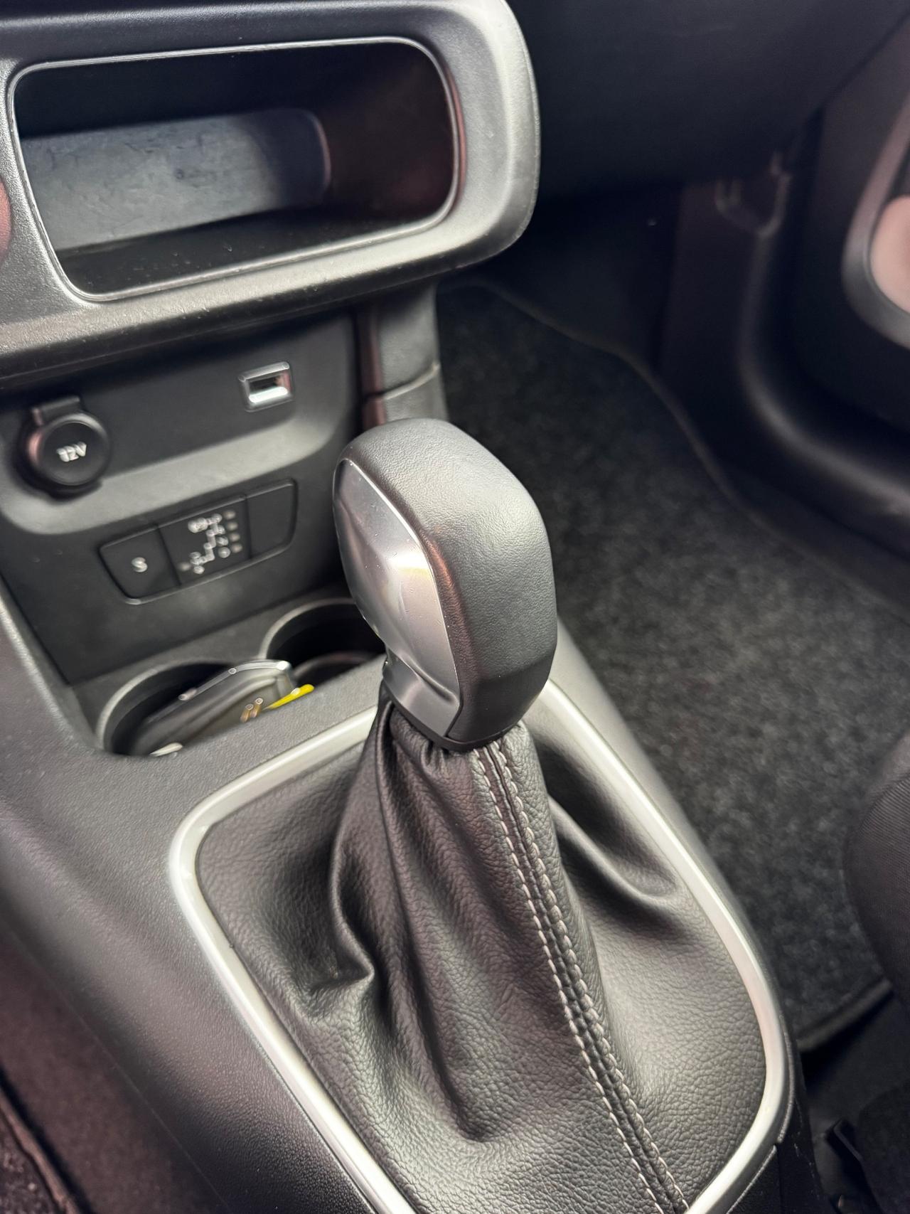 Citroen C3 PureTech 110 S&S EAT6 Shine - Neopatentati