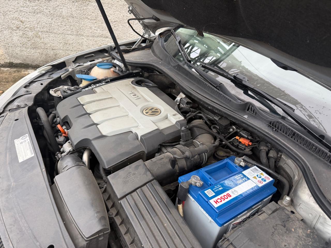 VW GOLF VI 2.0TDI EURO5 UNI PROP