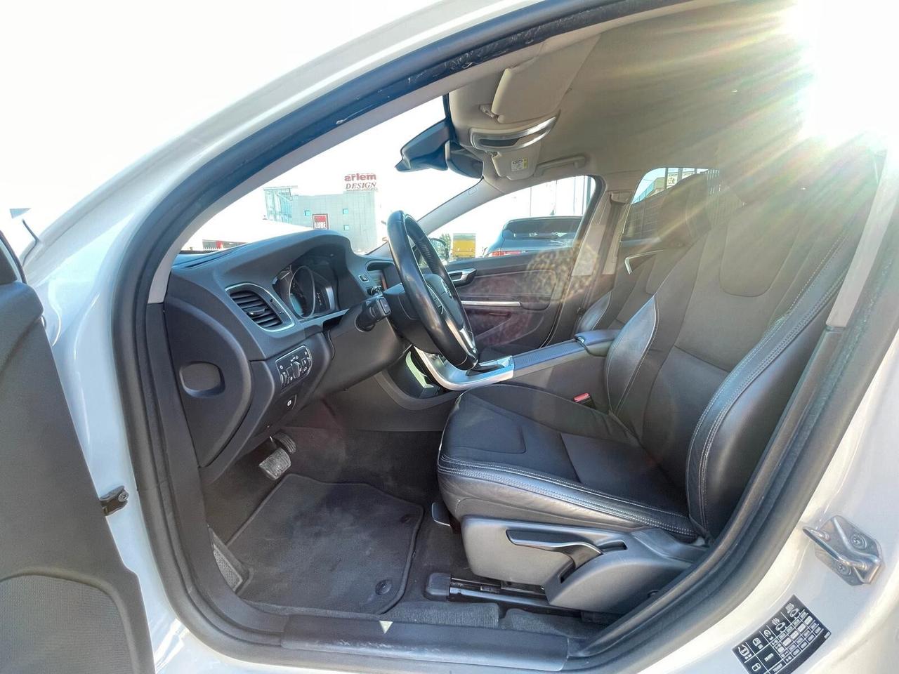 Volvo S60 Cross Country D3 Pro