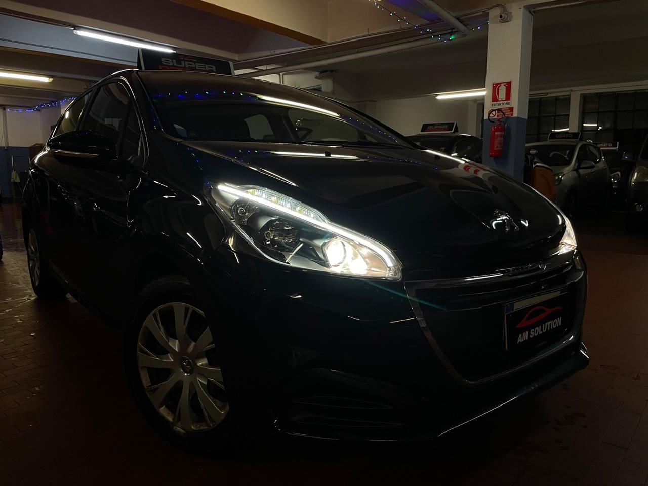 Peugeot 208 1.0 Neopatentati Euro 6