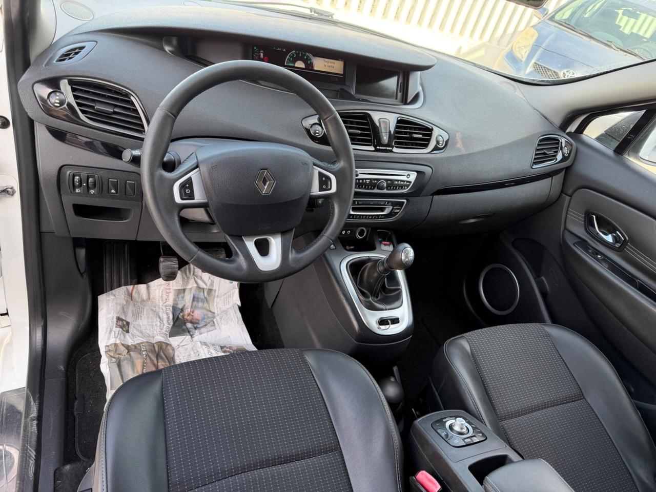 Renault Scenic Scénic X-Mod 1.5 dCi 110CV Dynamique