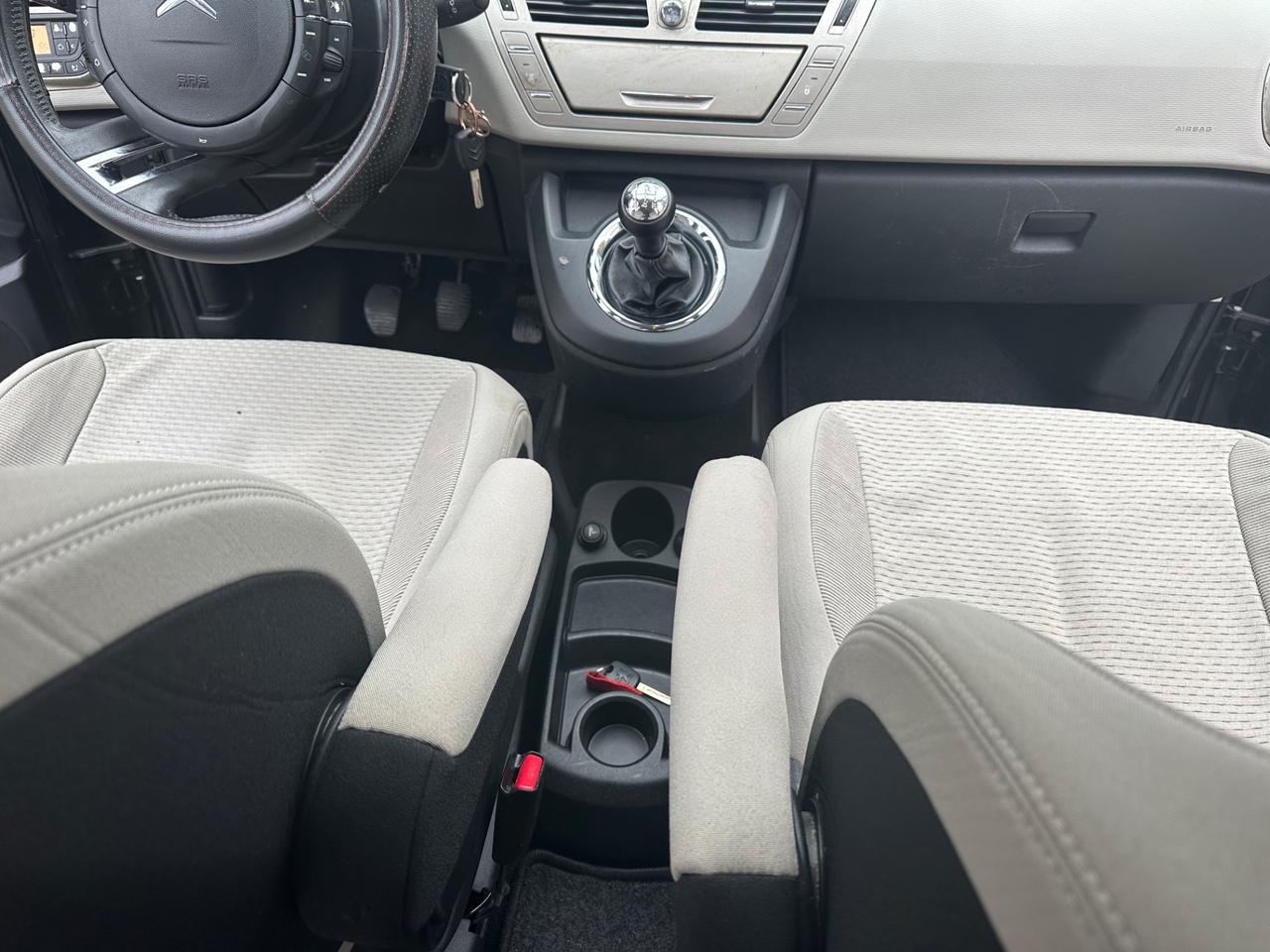 Citroen C4 Picasso c 4 7 posti 1.6 gpl fino 2028