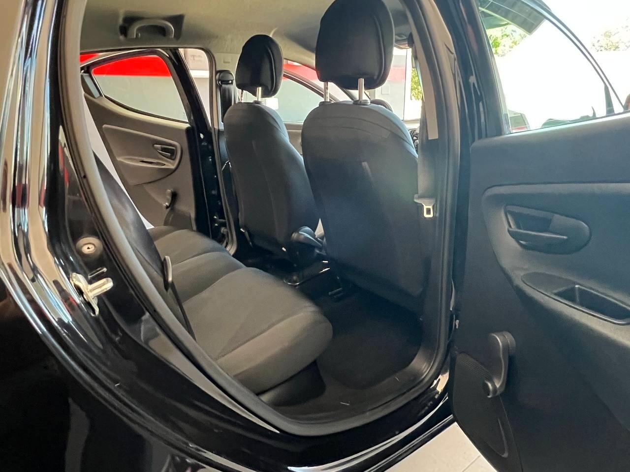 Lancia Ypsilon 1.2 69 CV 5 porte Mya