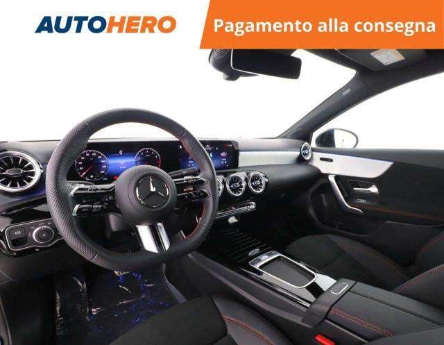 MERCEDES-BENZ A 180 Automatic AMG Line Premium