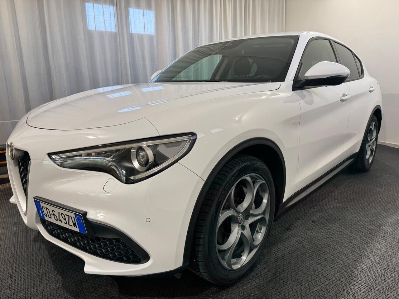 Alfa Romeo Stelvio 2.2 Turbodiesel 190 CV AT8 Q4 Business