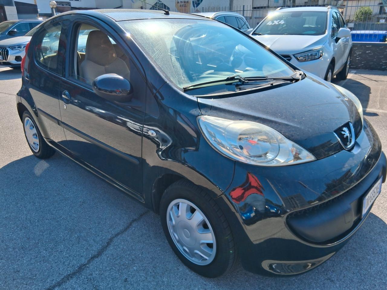 Peugeot 107 1.0 68CV 5p. Plaisir