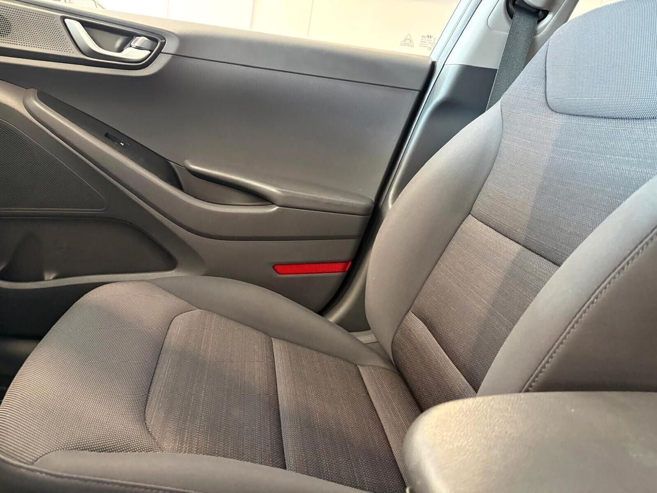 Hyundai Ioniq COMFORT 1.6 Hybrid DCT Plus Pack