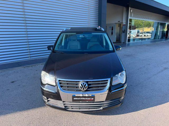 VOLKSWAGEN Touran 2.0 TDI DPF Highline 7 posti TETTO ok neopatentati