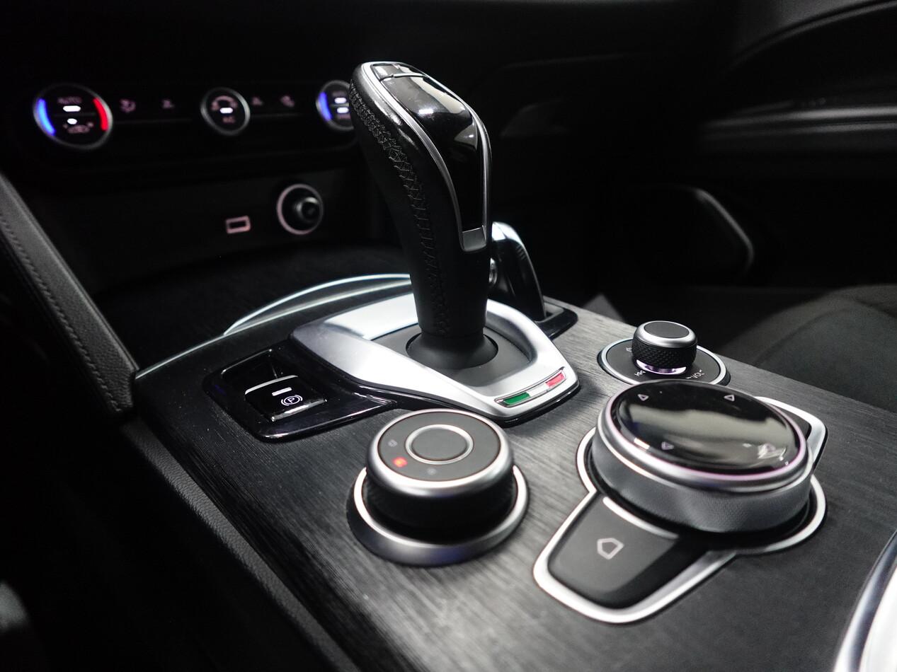 Alfa Romeo Stelvio 2.2 MJT 160 CV AT8 RW BUSINESS
