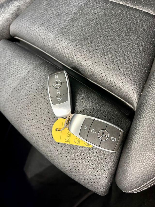 MERCEDES-BENZ GLC 300 d 4Matic Premium Plus