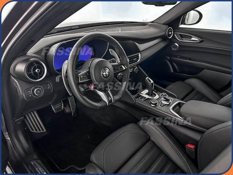 Alfa Romeo Giulia Giulia 2.9 V6 Bi-Turbo AT8 Quadrifoglio