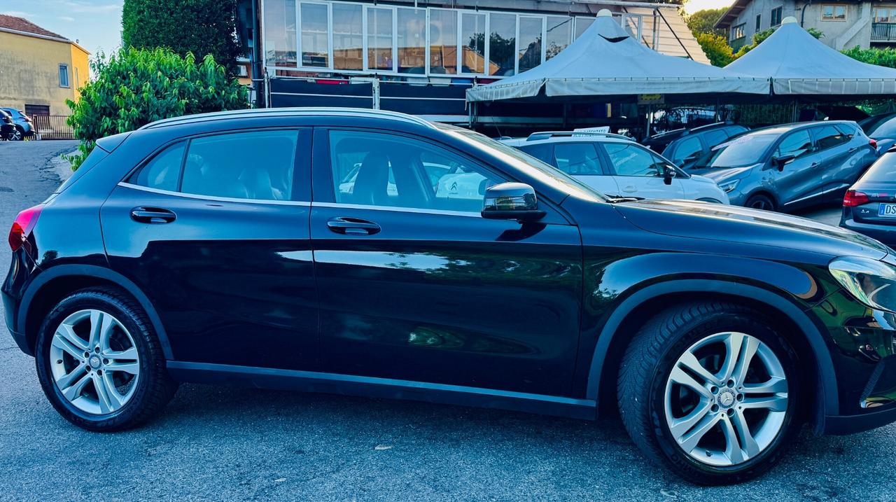 Mercedes-benz GLA 200 d Premium