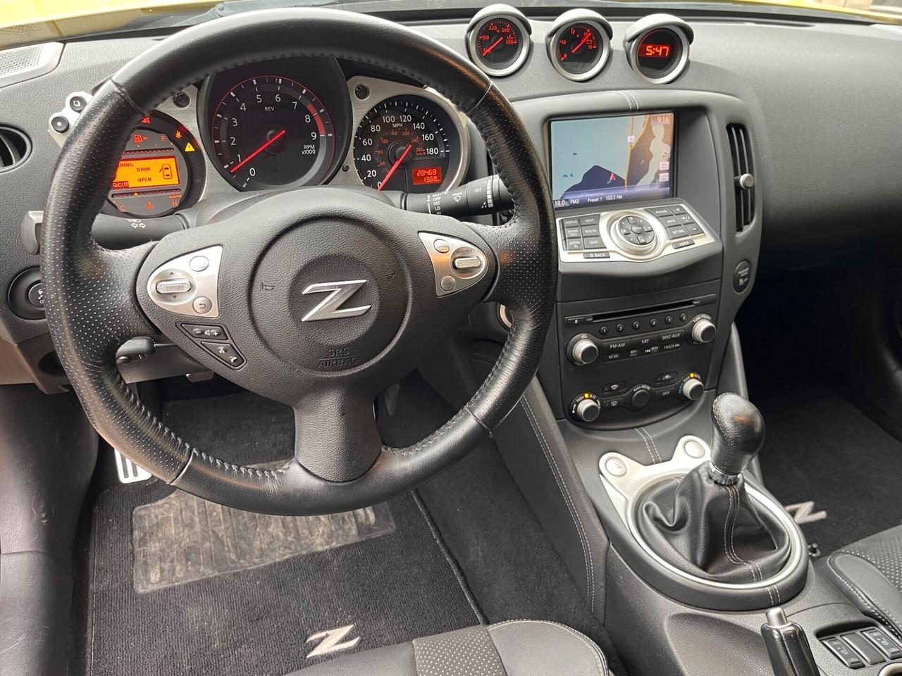 Nissan 370Z Coupé 3.7 V6 Lev 2
