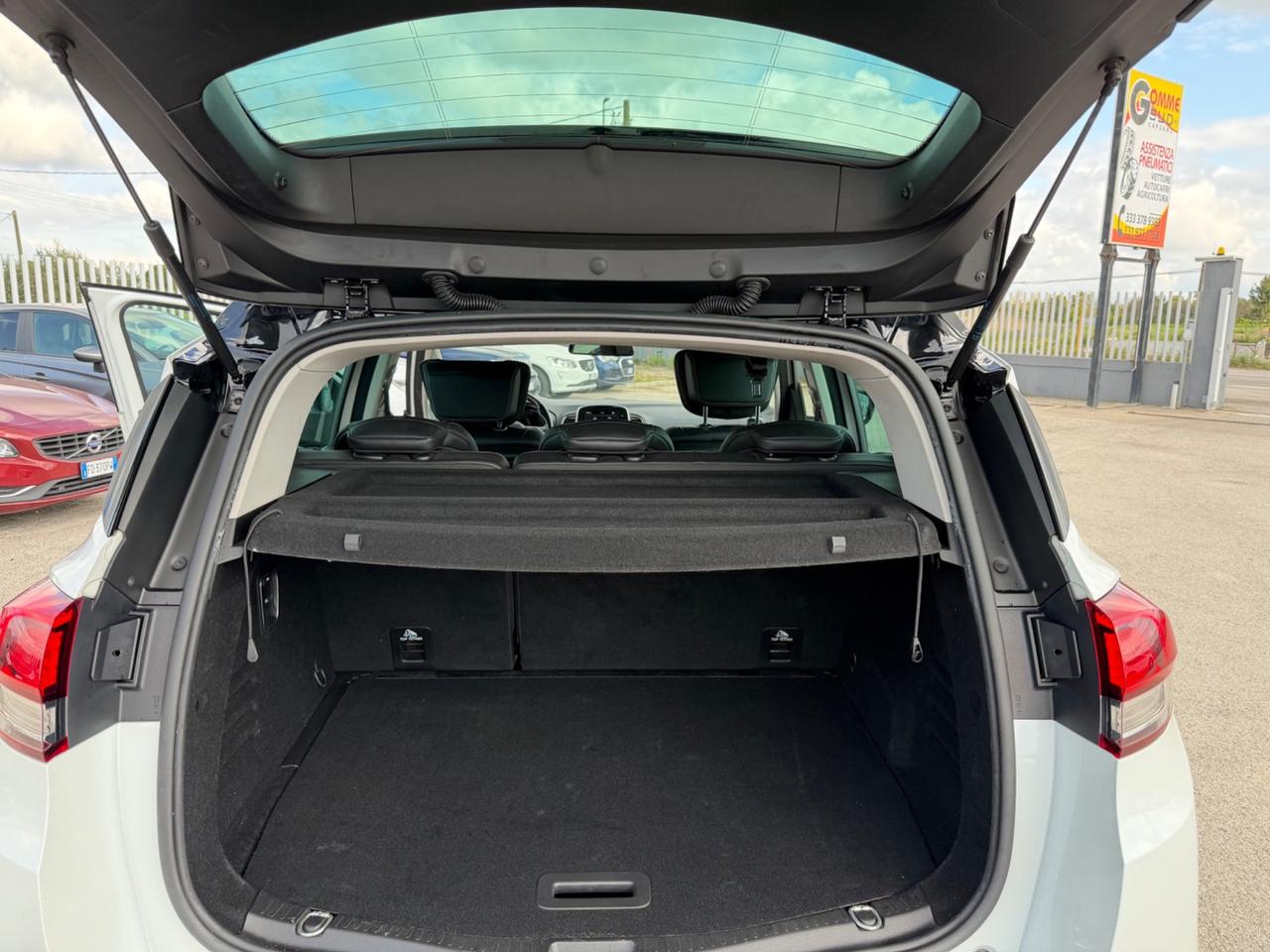 RENAULT SCENIC 1.6 DCI 130 BOSE FULL PERLATA MY18