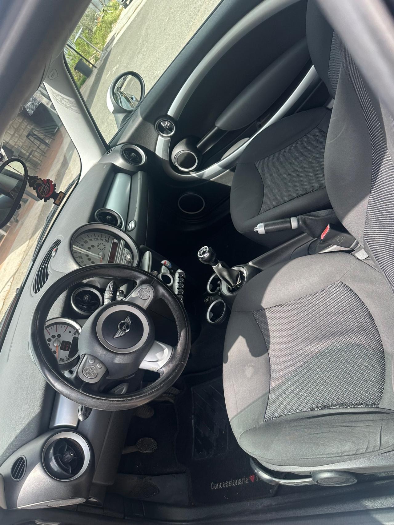 Mini 1.6 16V Cooper D