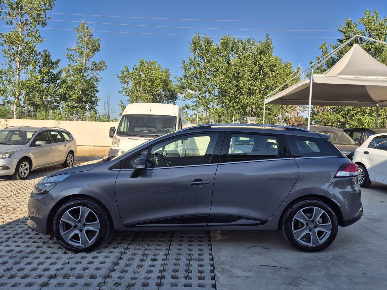 Renault Clio Sporter 1.5 dCi 8V 75CV Start&Stop Duel