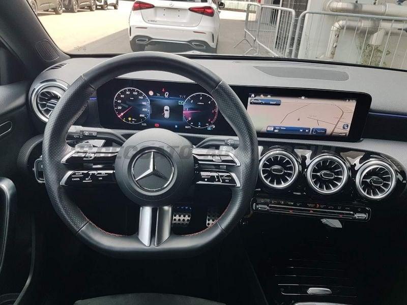 Mercedes-Benz Classe A A 180 d AMG Line Premium auto