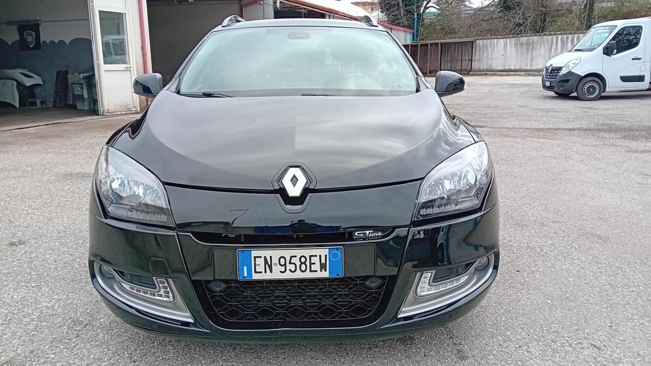 Renault megane s.w “g.t line”1.5 dci-full -2012
