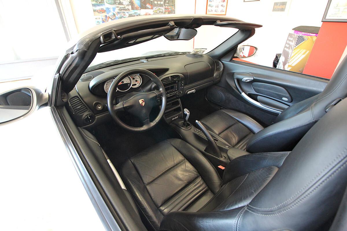 Porsche Boxster 3.2i 24V cat S