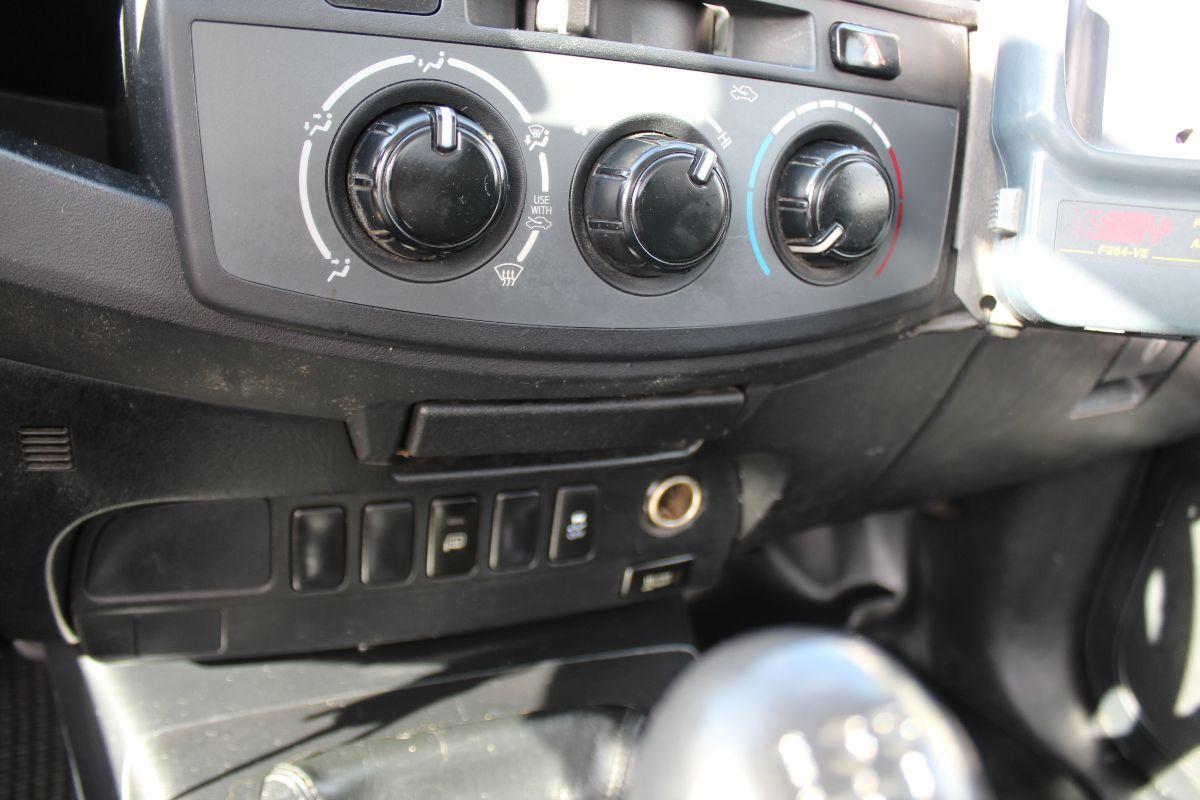TOYOTA - Hilux 2.5 extra cab Activex 140cv Ribaltabile 4x2