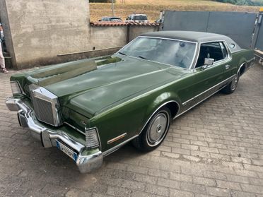 Lincoln Continental Mark IV