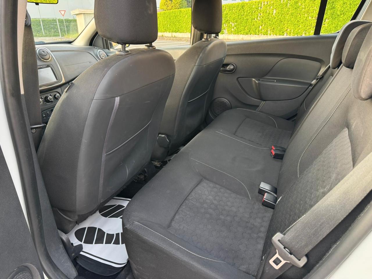 Dacia Sandero 1.2 75CV Lauréate