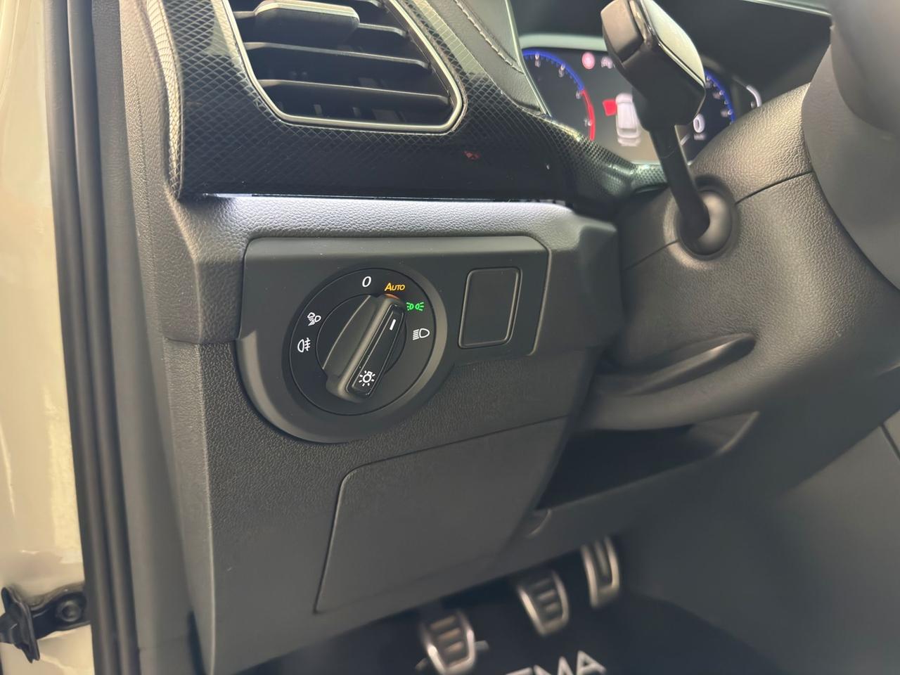 VOLKSWAGEN T-Cross 2024 1.0 tsi R-Line 115cv