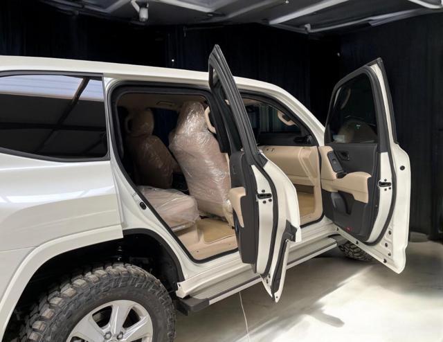 TOYOTA Land Cruiser 300 3.3 V6 7 POSTI CORAZZATO B6 / VR7 NUOVO