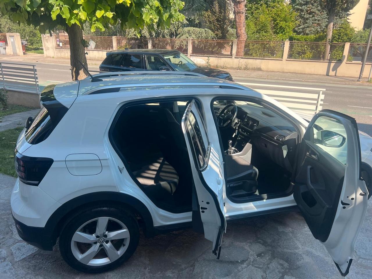Volkswagen T-CROSS 1.0 TSI 115cv ADVANCED