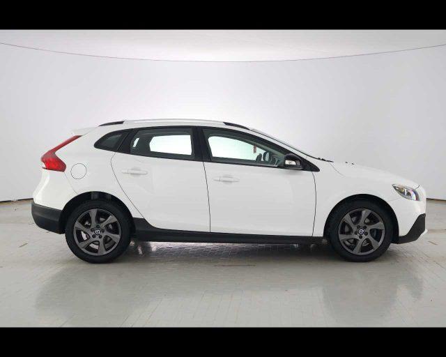 VOLVO V40 Cross Country D2 1.6 Powershift Momentum