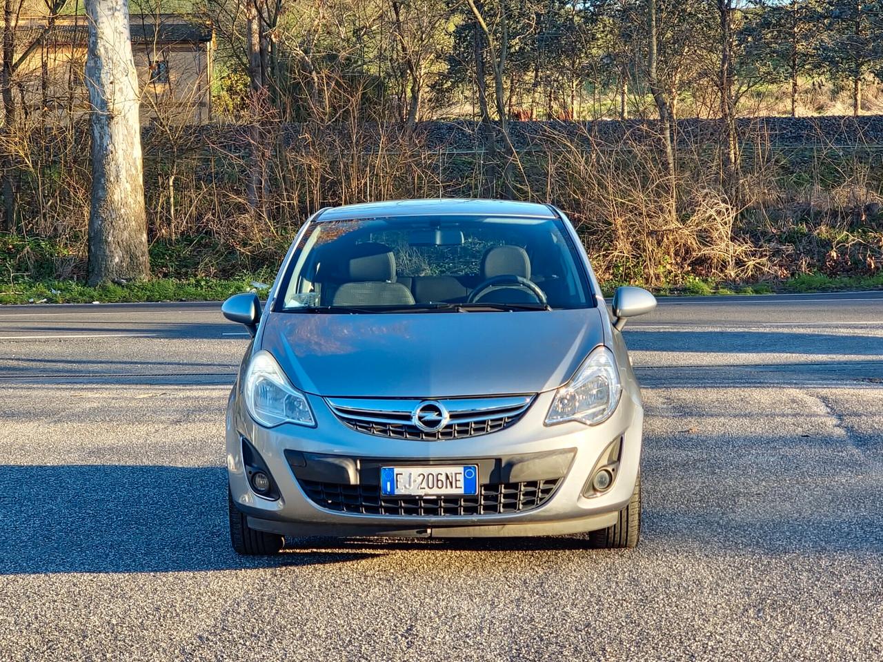 Opel Corsa 1.2 3 porte Club Benzina 85CV E5 2011