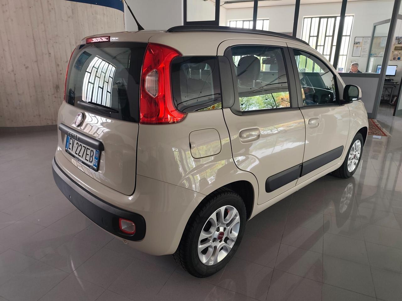 Fiat Panda 1.2 Lounge Benz euro 6 78 Milà km