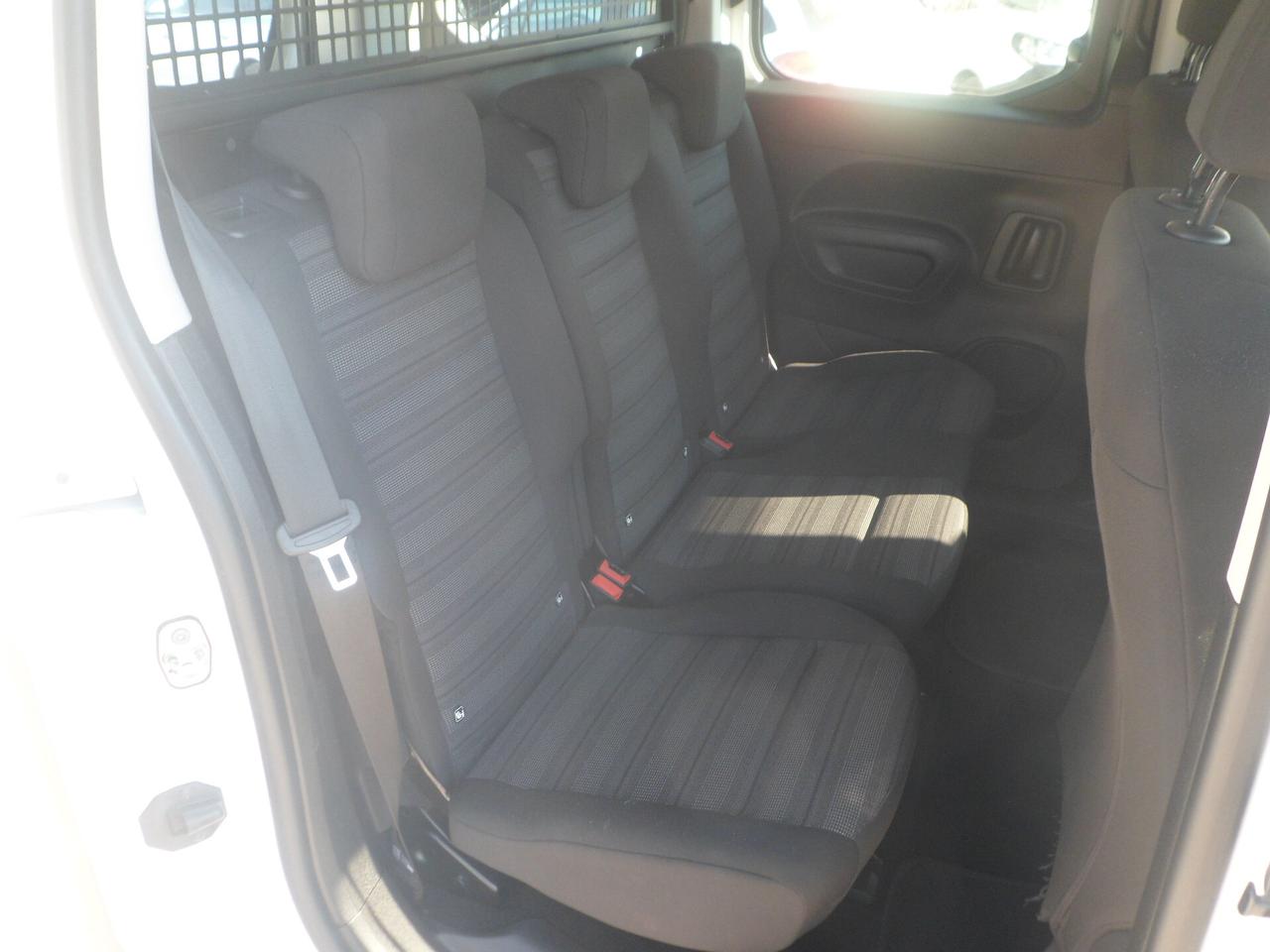 Opel Combo 5 posti autocarro