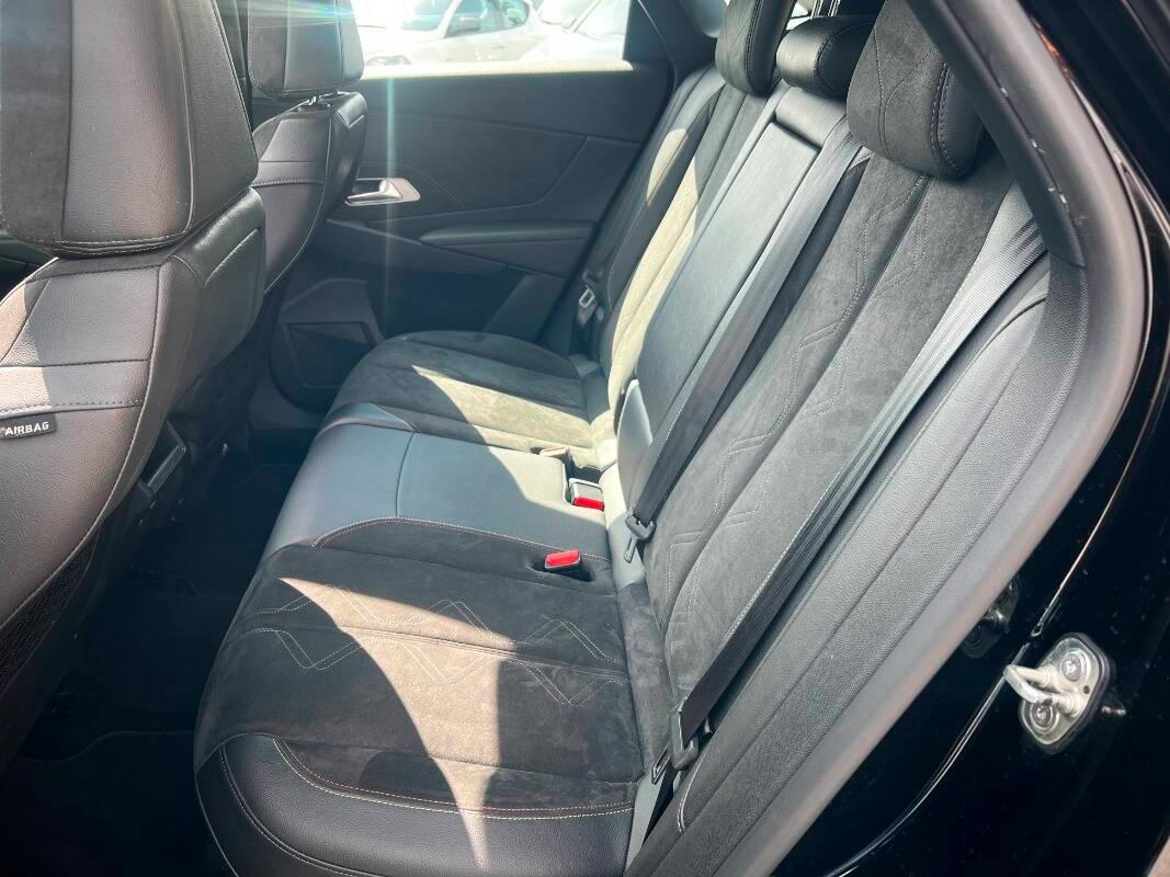 DS DS7 Crossback 2.0 bluehdi Grand Chic 180cv auto Performance Line