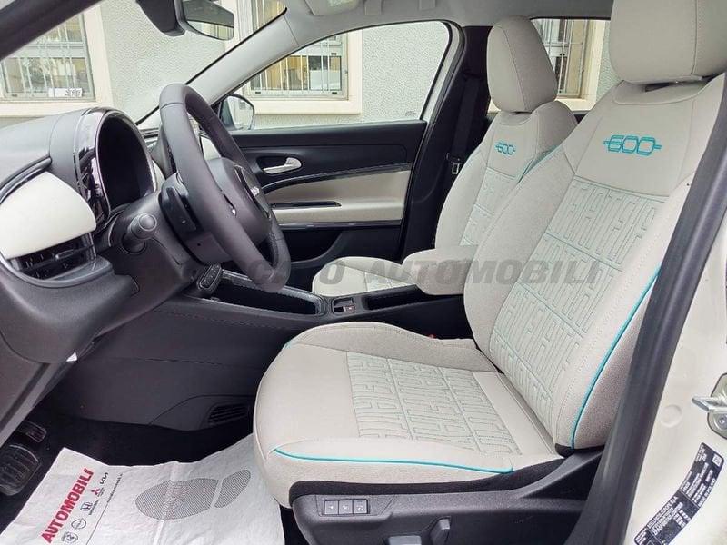 FIAT 600 600 1.2 hybrid La Prima II 110cv auto