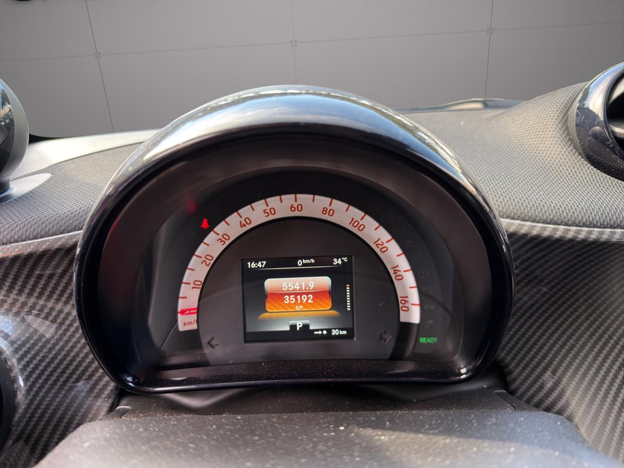 smart forTwo EQ Racing Grey 22kW - Vettura italiana - Promo Finanziamento