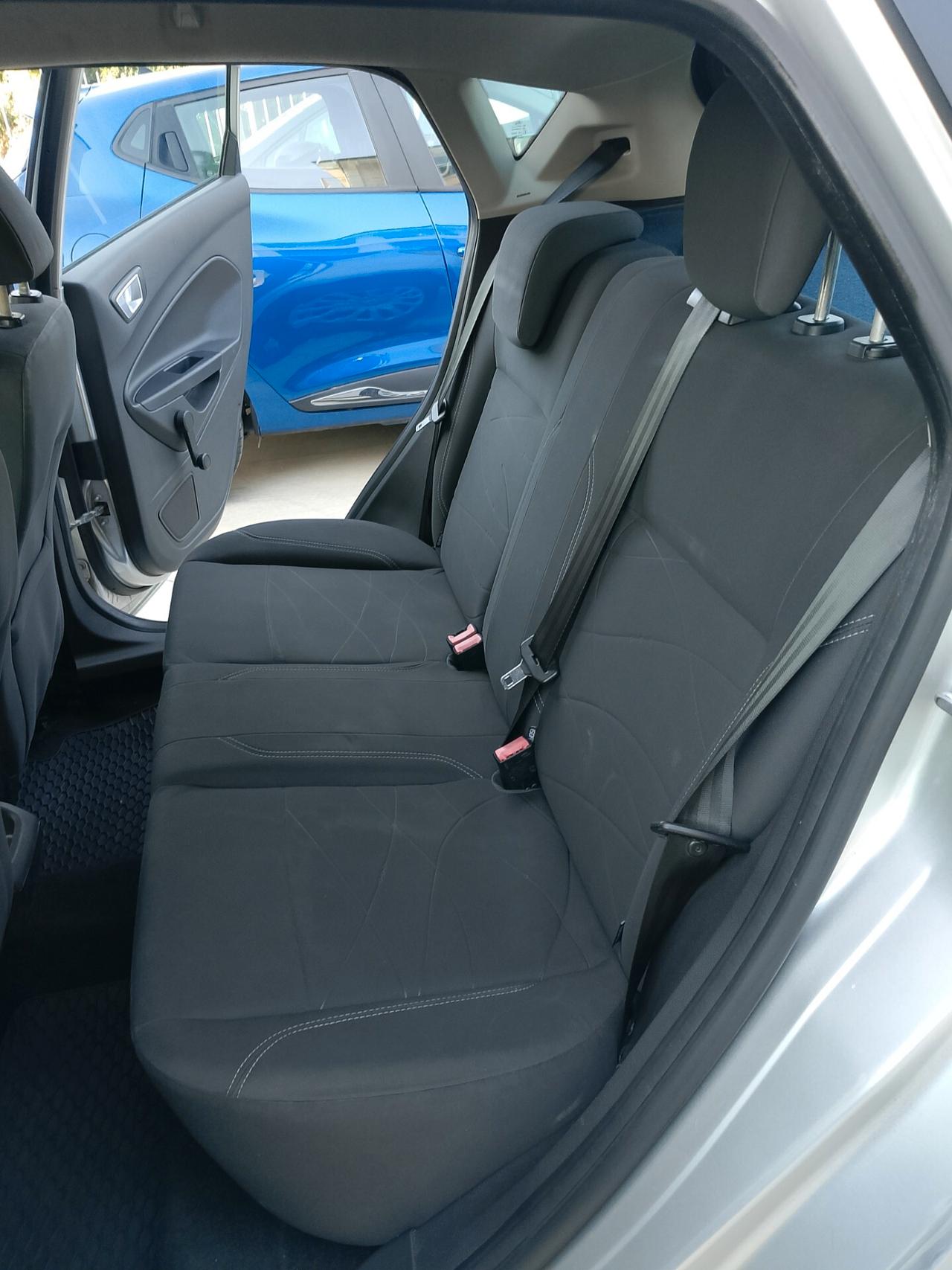 Ford Fiesta 1.2 60CV 5 porte Titanium
