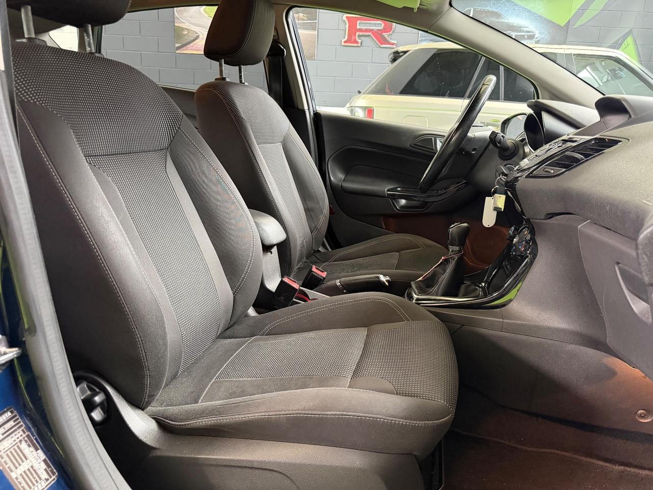 Ford Fiesta 1.5 TDCi 75CV 5 porte Titanium