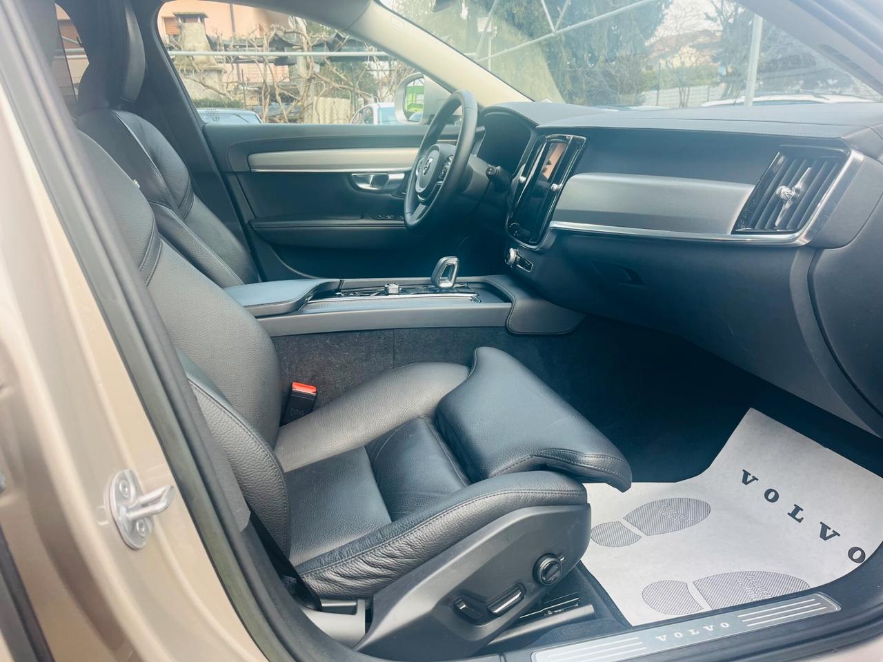 Volvo V90 Cross Country B4 (d) AWD automatico Ultimate