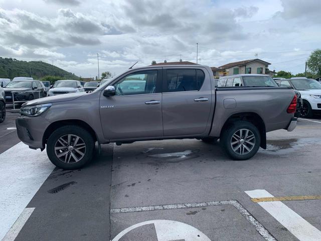TOYOTA Hilux 2.4 D-4D 4WD 4 porte Double Cab Lounge