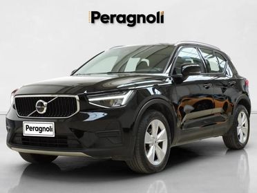 VOLVO XC40 T2 automatico Essential