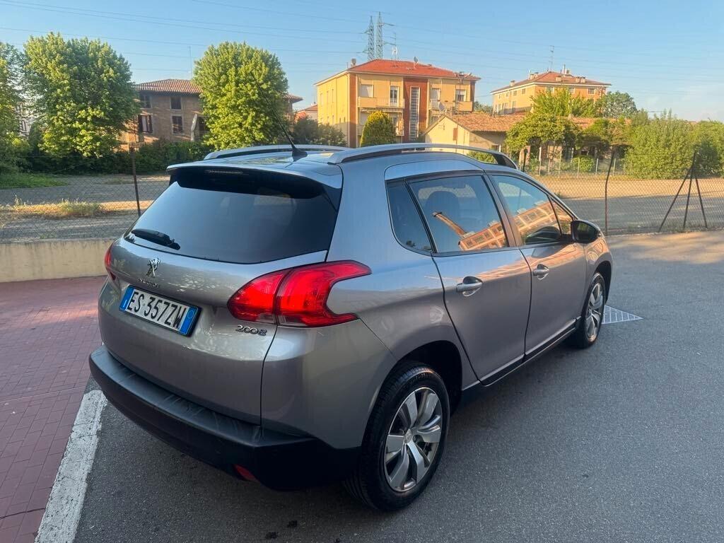 Peugeot 2008 1.2 VTi 82CV Allure