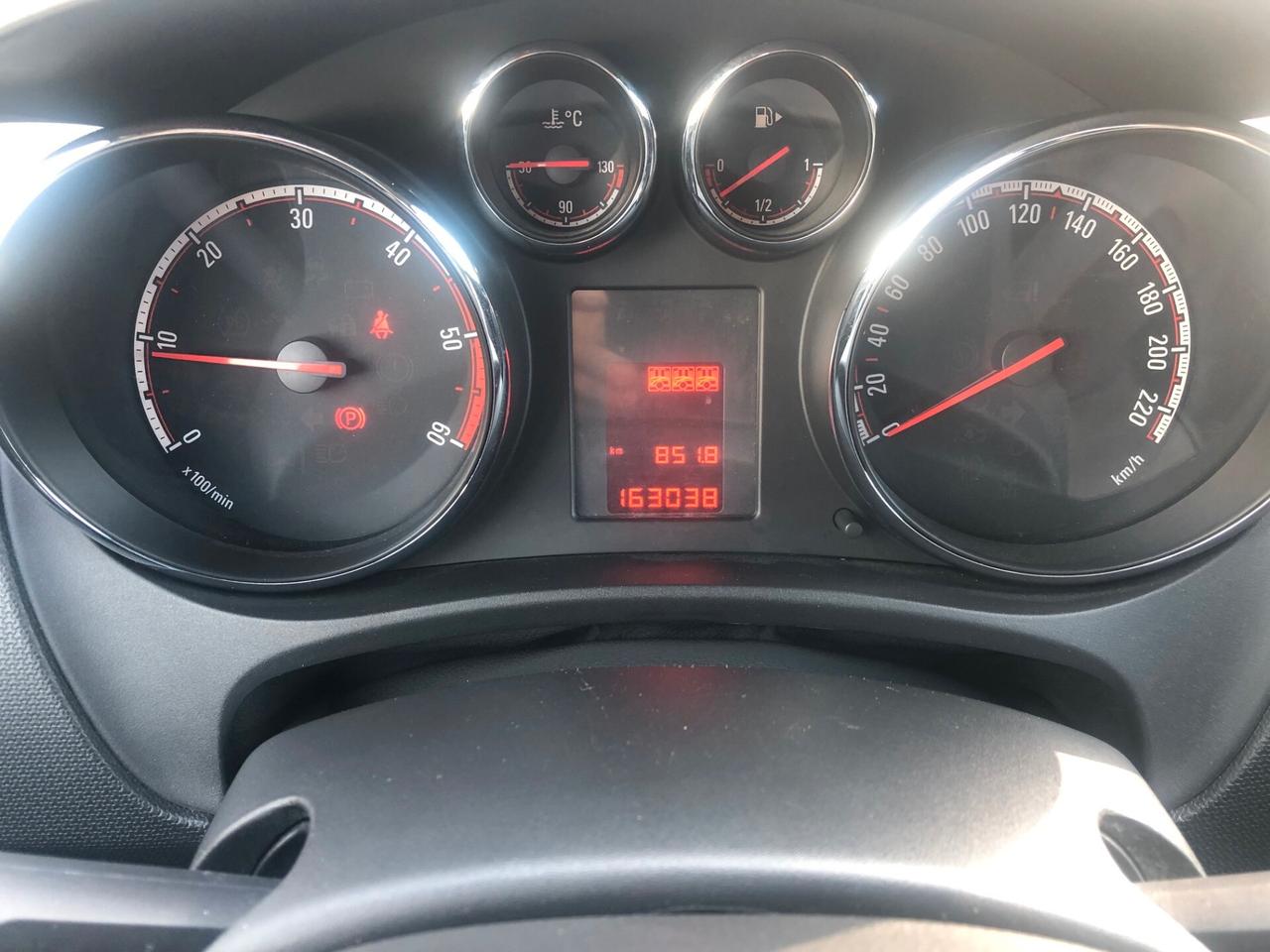 Opel Meriva 1.3 CDTI 95CV ecoFLEX Cosmo