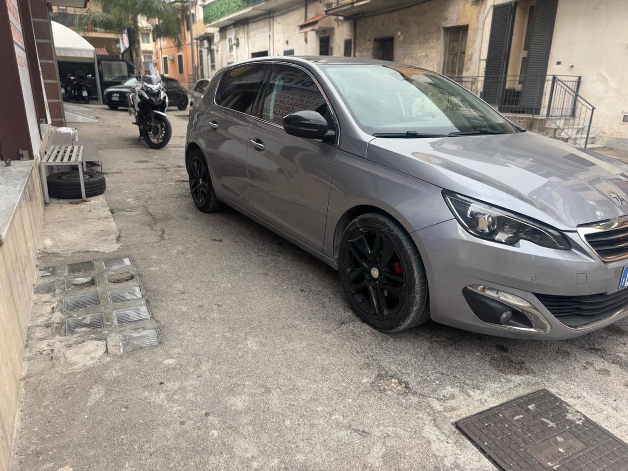Peugeot 308 1.6 e-HDi 115 CV Stop&Start Allure